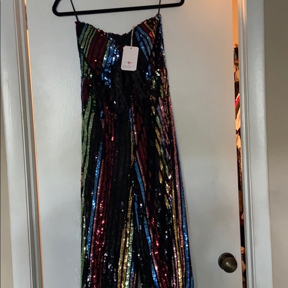 Fashion Nova Dresses & Skirts - Cute sequin jumpsuit